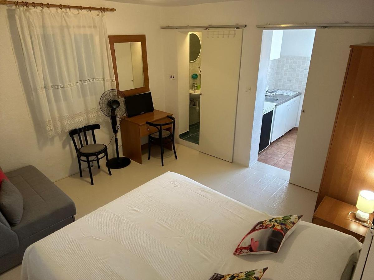 Apartmani Martinovka Drašnice Eksteriør billede