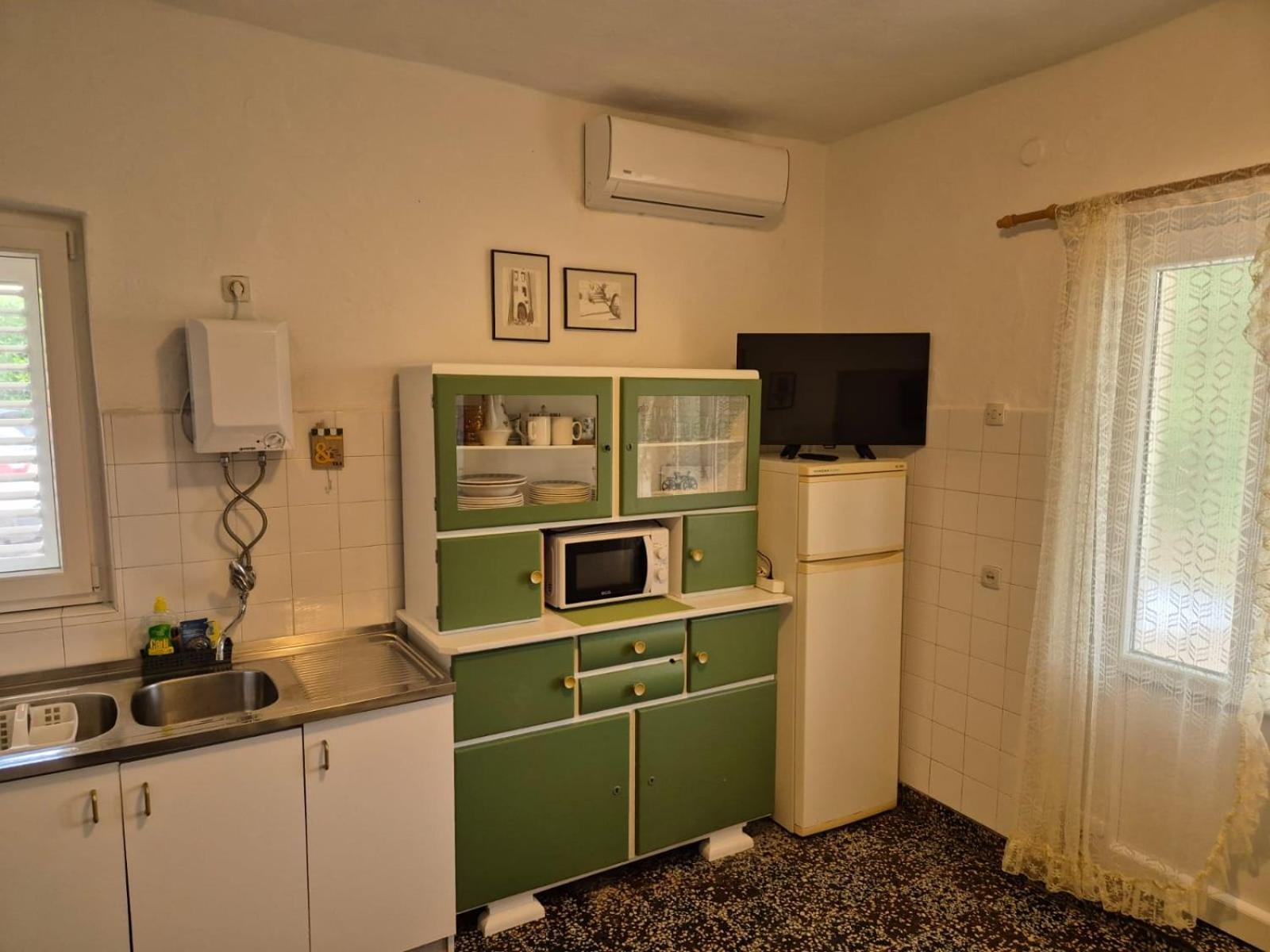 Apartmani Martinovka Drašnice Eksteriør billede